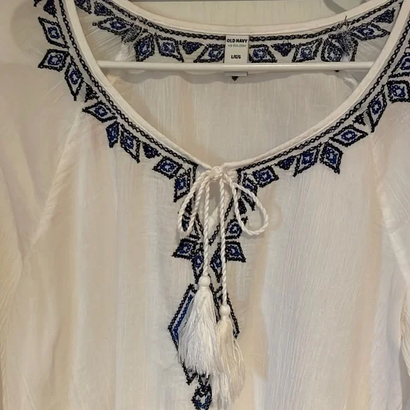 Old Navy white gauze 3/4 sleeve top - Picture 2 of 3